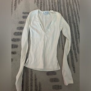 James Perse v-neck long sleeve shirt